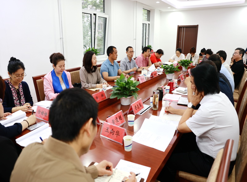 坚持守正创新,传播好中国声音——中国社会科学院民族学与人类学研究所编辑部党支部与ag真人试玩期刊社党支部联合举办“学习习近平给《文史哲》编辑部全体编辑人员的回信”座谈会