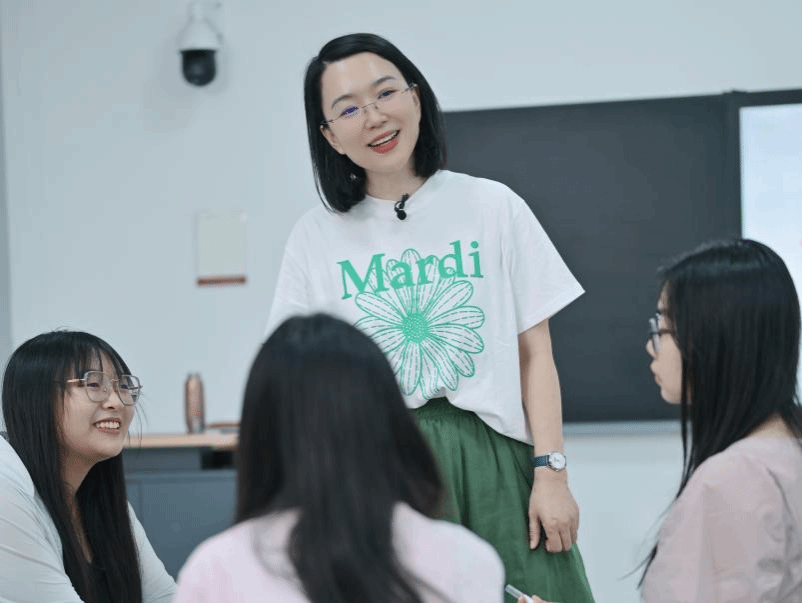 教育学院袁梅 | 她说，要当一名真诚的守望者