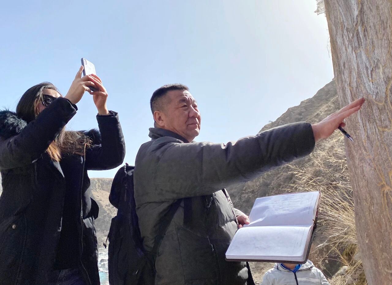  中国少数民族语言文学学院教授叶尔达：用30年解读“古籍密码”