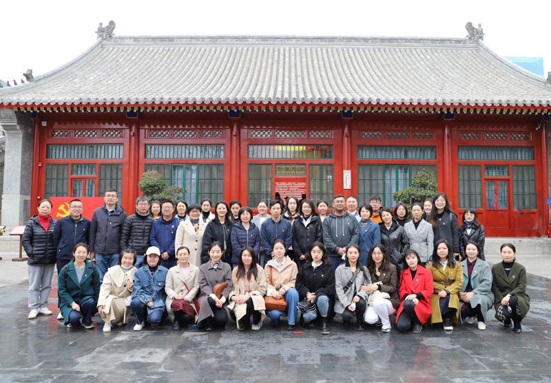 让教育者先受教育,感悟中国共产党民族工作光辉历程和伟大成就——全校专职辅导员代表赴中华民族共同体体验馆参观学习