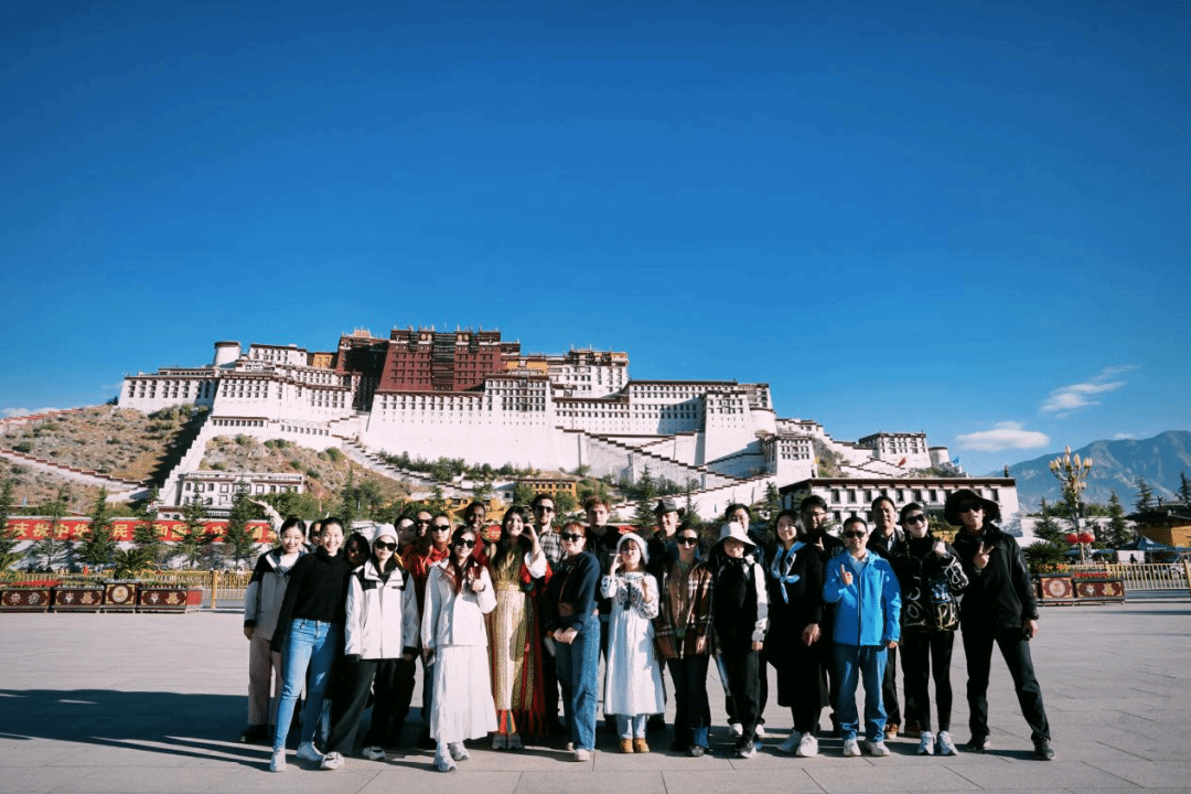 Z世代青年西藏行 | ag真人试玩留学生眼中的西藏