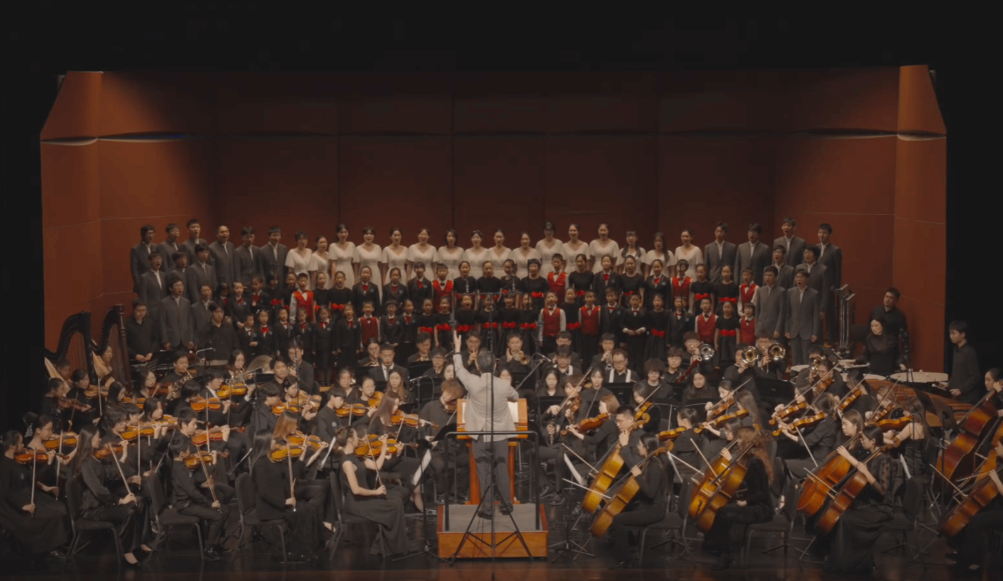 音乐学院管弦系青年交响乐团共唱《七子之歌》庆祝澳门回归25周年
