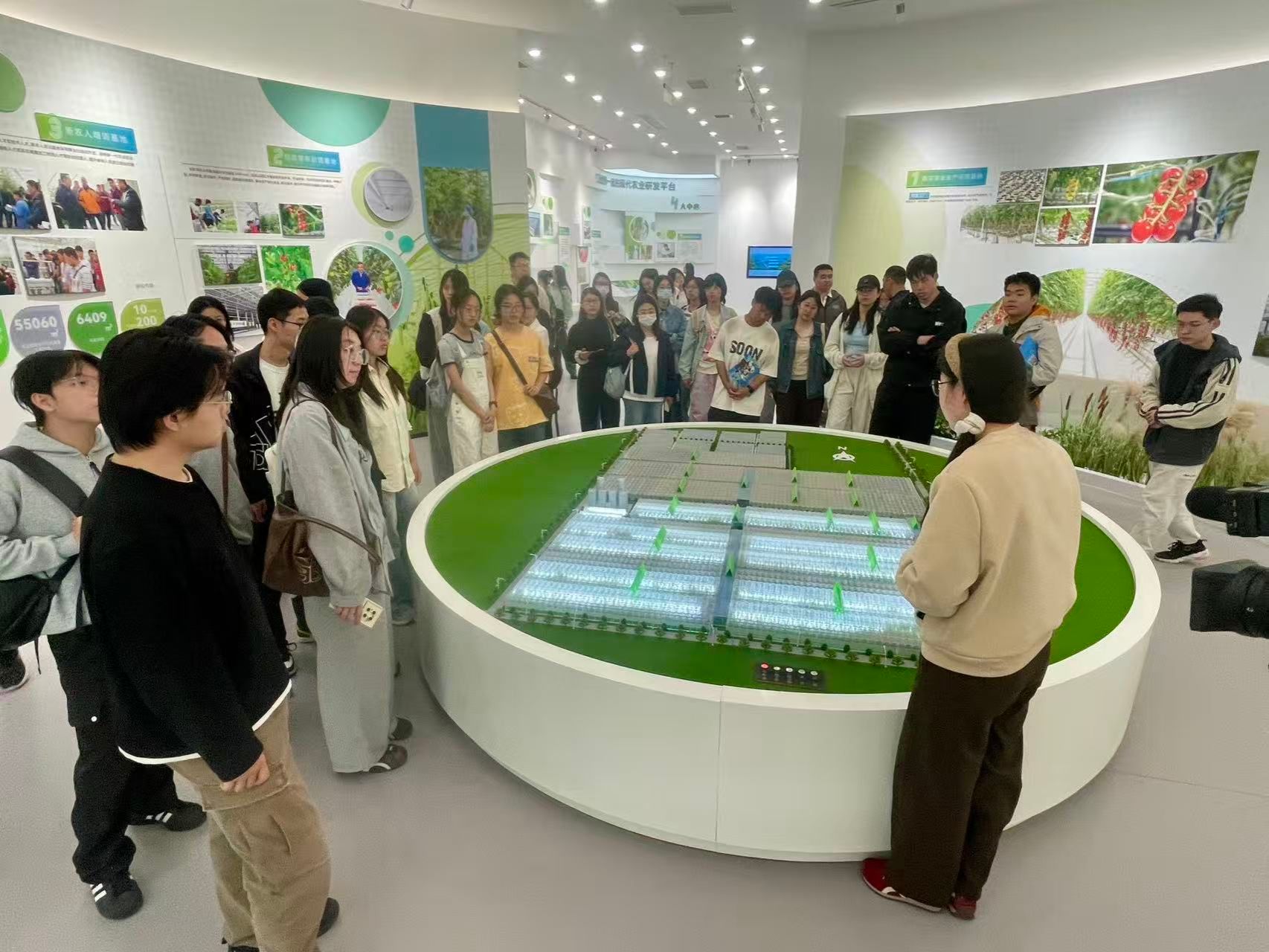 国际教育学院开展春季社会实践周-雄安新区思政实践研学行